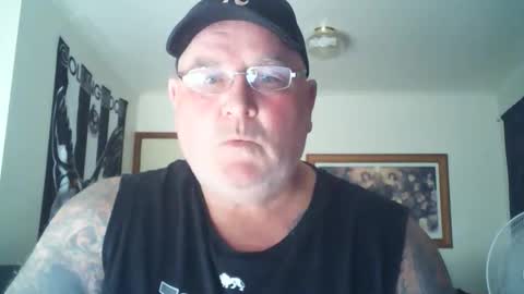 tattzsexy online show from November 1, 6:01 am