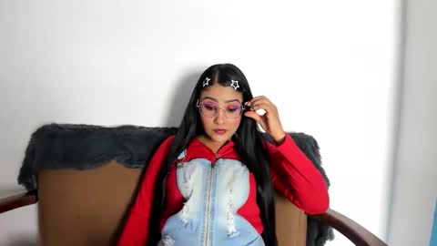 Tatiana Gomez online show from June 2, 2:46 am