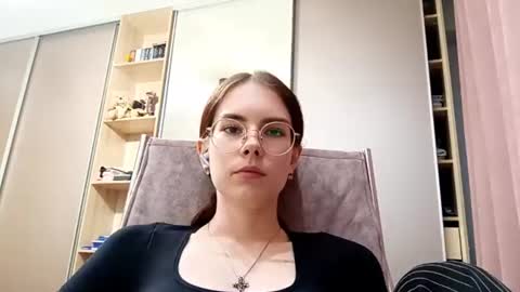 Veronica online show from July 7, 10:30 am