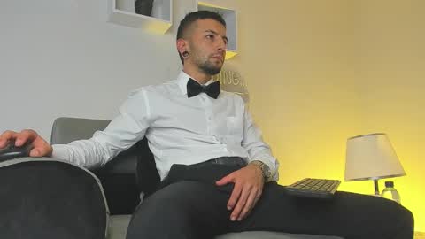 tayer_bennet online show from September 11, 3:30 am