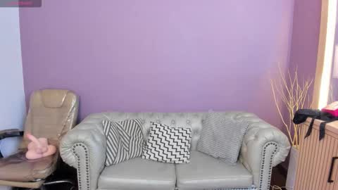 Snapshot of taylor_bennet chatting on October 8, 12:11 pm Taylor Bennet online show from October 8, 12:11 pm