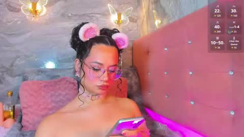 Snapshot of taylor_sanz chatting on October 11, 2:49 am Taylor Sanz online show from October 11, 2:49 am