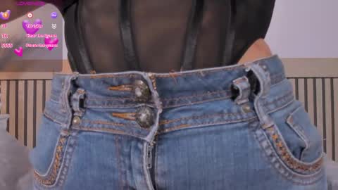 Taylor online show from April 18, 3:30 am