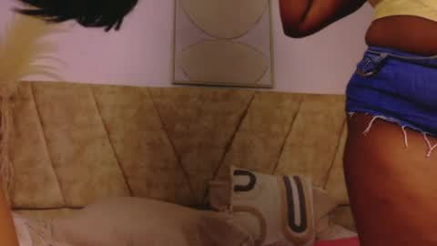 taylorcollinss online show from June 3, 2:33 pm