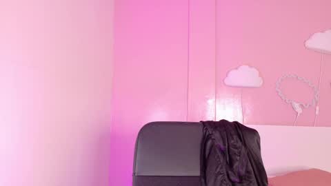 TAYLOR  online show from November 8, 12:30 pm