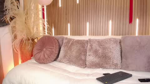 Sofia online show from April 18, 9:04 pm