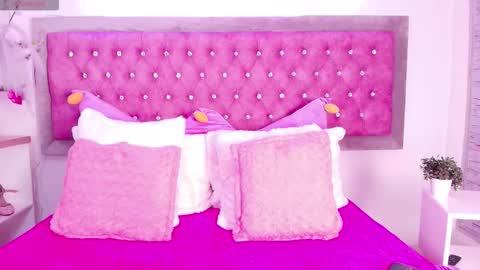 Snapshot of tayzon_foxxx chatting on October 13, 12:51 pm Sofia online show from October 13, 12:51 pm