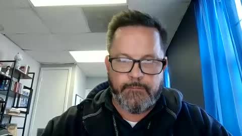 tdhawk87 online show from January 15, 7:00 pm