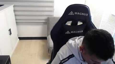 DYNAMITE DUO69 online show from March 20, 12:32 pm