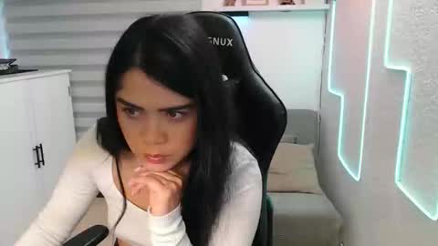 DYNAMITE DUO69 online show from February 3, 11:58 am