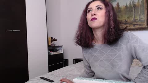 ALICIA--- online show from January 16, 9:27 am