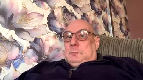 Mark online show from September 24, 4:36 pm