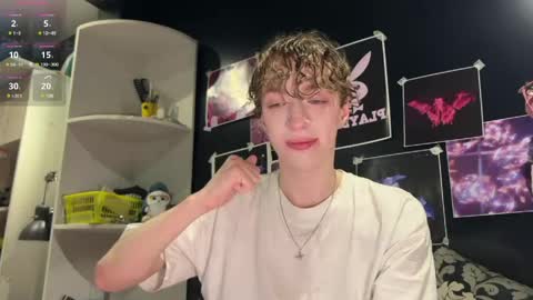 Alice     online show from April 14, 11:52 pm