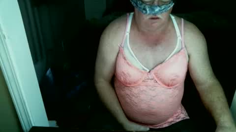 teddy1972 online show from March 18, 7:09 pm