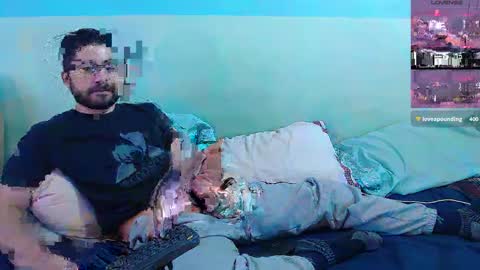 Snapshot of teddy_foster chatting on January 31, 1:45 pm teddy_foster online show from January 31, 1:45 pm