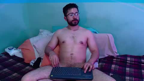 Snapshot of teddy_foster chatting on October 6, 7:10 pm teddy_foster online show from October 6, 7:10 pm