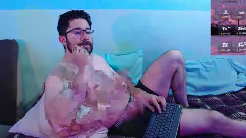 Snapshot of teddy_foster chatting on February 3, 1:08 pm teddy_foster online show from February 3, 1:08 pm