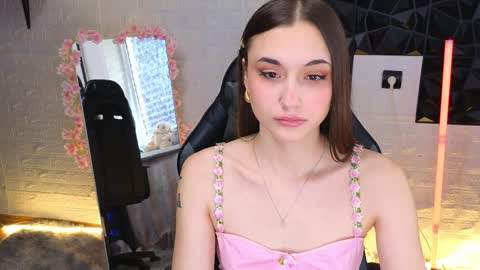 Alice and Cassie online show from March 30, 2:00 am