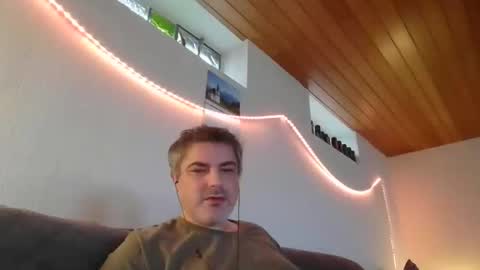 Peter online show from February 22, 2:41 pm