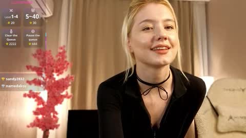 Sofia online show from October 3, 2:58 pm