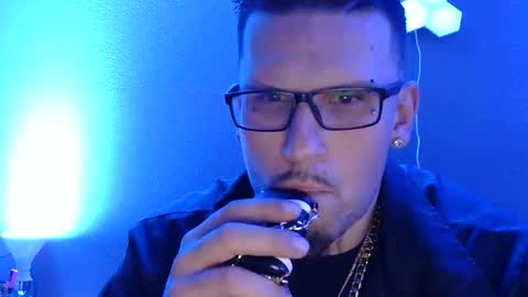 tempsnasty online show from November 12, 6:16 am