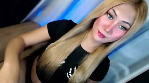 Im Dianna DONT FORGET TO FOLLOW ME   online show from December 3, 4:35 am