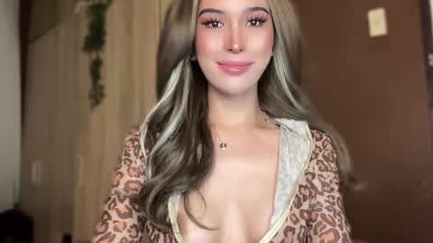 EVA GLASSCOTT online show from March 11, 12:33 am