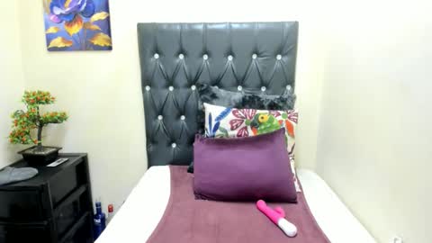 temptressqeen online show from October 30, 6:14 am