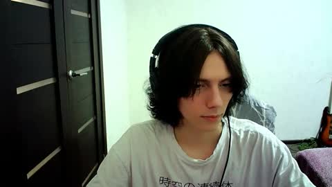 temptvelvet online show from September 18, 4:55 pm