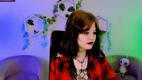 your love online show from June 17, 8:30 am