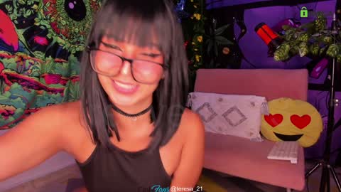 teresa  help me reach 100 like online show from January 20, 3:04 am