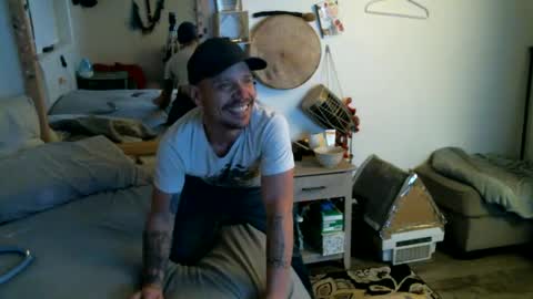 Axle online show from February 9, 1:25 pm