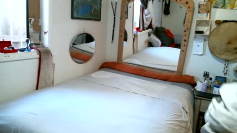 Axle online show from January 16, 4:18 pm