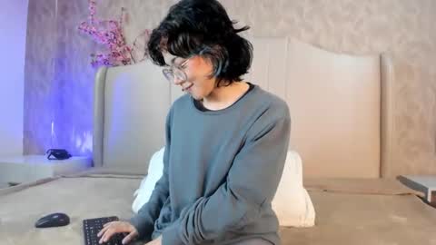 terumikitty online show from March 29, 8:32 pm