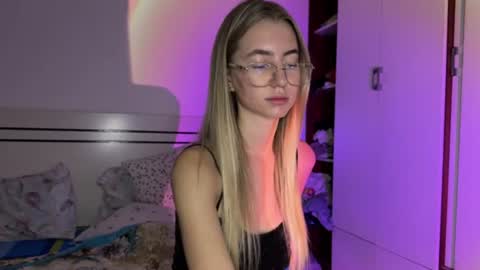 tessa_calmness online show from July 21, 2:57 am