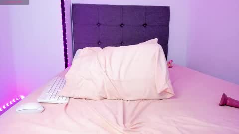 Tessa online show from November 15, 3:19 am