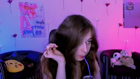 tessa_tea online show from February 25, 9:29 pm