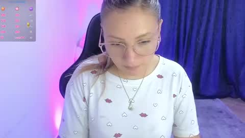 Snapshot of tessawhisnton chatting on February 4, 5:55 pm Tessy online show from February 4, 5:55 pm