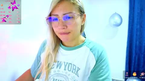 Snapshot of tessawhisnton chatting on October 15, 4:08 pm Tessy online show from October 15, 4:08 pm