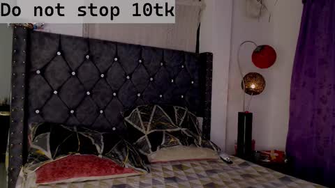 tessa y leo online show from February 25, 11:26 pm