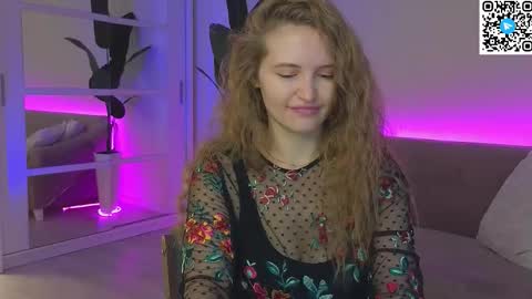 Snapshot of tesssahart chatting on October 14, 2:20 pm TessaHart online show from October 14, 2:20 pm