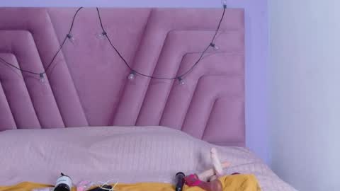  Madisson  online show from April 19, 12:39 pm