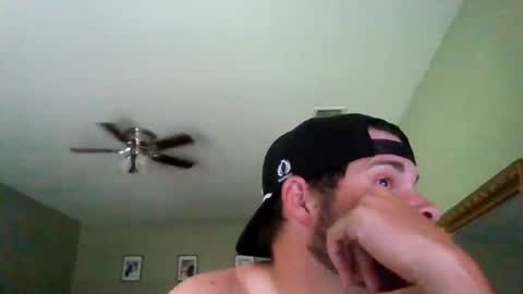 tex007006 online show from June 8, 7:15 pm