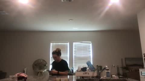 Daphne Summers online show from April 8, 7:06 pm