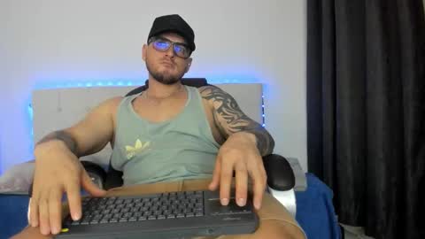 teylor creed online show from December 18, 10:38 pm