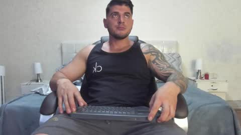 Snapshot of teylor_creed chatting on March 4, 7:32 pm teylor creed online show from March 4, 7:32 pm