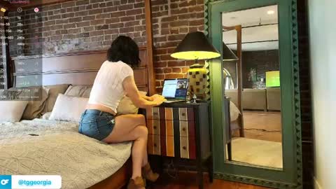 Georgia online show from April 19, 9:50 pm