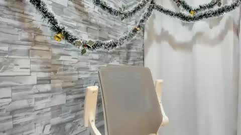 CJ online show from December 4, 2:55 am