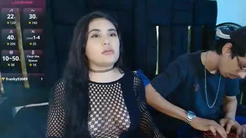 T H A I S  online show from November 26, 9:11 pm