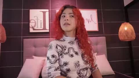 Thalia online show from November 7, 2:41 pm